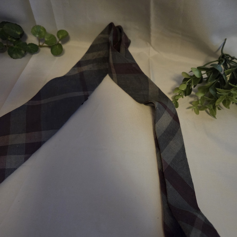 Burberry London Plaid Silk Linen Tie Made in England Designer Necktie Prom - Picture 10 of 11